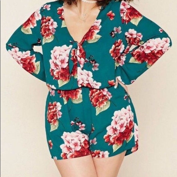 PLUS SIZE MYSTERY BOX | 5 ITEMS - Picture 7 of 9